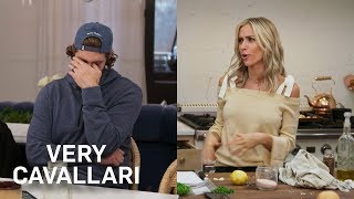 Jay Cutler Gives Guy Advice to Kristins BFF Kelly After quotIdioticquot Date  Very Cavallari  E [upl. by Pond]