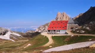 Genußwandern  Von der Seiseralm auf die Tierser Alpl Hütte wwwbergeaktivde [upl. by Abihsot]