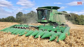 JOHN DEERE 9600 Combine Harvesting Corn [upl. by Victory516]