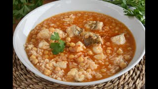 Arroz con garbanzos y bacalao [upl. by Maryjane]