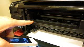 HOW TO CLEAN PRINT HEADS ON A HP PRINTER  FIXED MY PRINTING PROBLEM [upl. by Brezin]