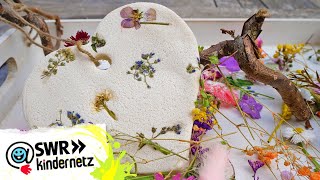 Blumige Herzen aus Salzteig [upl. by Cirded]