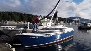 MacGregor 26M Sailboat  Lowering the Mast [upl. by Ecire]