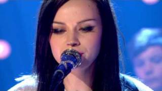 Amy MacDonald  This Pretty Face  5 OClock Show channel 4  20th July 2010 [upl. by Ennovad]