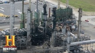 Engineering Disasters How Do Oil Refineries Work  History [upl. by Xyno]