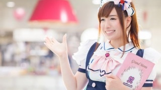 My First amp VERY Brief Maid Cafe Experience in Akihabara Tokyo Japan [upl. by Leirrad]