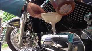 Olie verversen Kawasaki vulcan vn 800 classic  oil change [upl. by Iran]