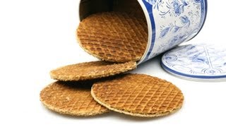 The right way to eat a Stroopwafel [upl. by Willey793]