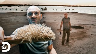 3 Lecciones de supervivencia en humedales  Ed Stafford al Extremo  Discovery Latinoamérica [upl. by Drofhsa]