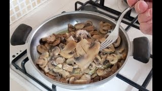 Funghi in padella alla napoletana [upl. by Abbate]