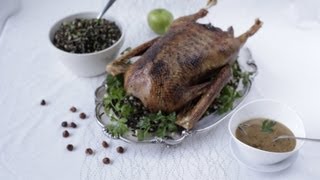 Rezept Gefüllte Gans  Allrecipes Deutschland [upl. by Adnerak]