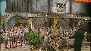 Tölzer Knabenchor  Kärntner Liedermarsch 1986 [upl. by Errised]