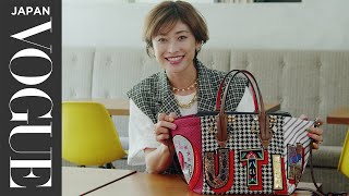 山田優のバッグの中身は？ ビューティーTIPSが詰まったポーチの中身に注目。 In the Bag  VOGUE JAPAN [upl. by Foss]