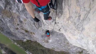 Absturz Kaiser Max Klettersteig  Via Ferrata  Climbing Fall  Martinswand [upl. by Vikky]