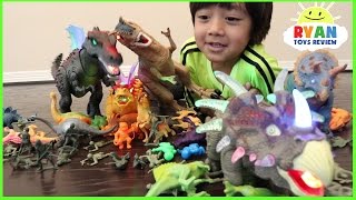 DINOSAURS TOYS COLLECTION FOR KIDS JURASSIC WORLD DINOSAURS T REX battle Family Fun Playtime [upl. by Aelc]