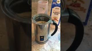 How to prepare Matcha with a milk frother [upl. by Koloski]